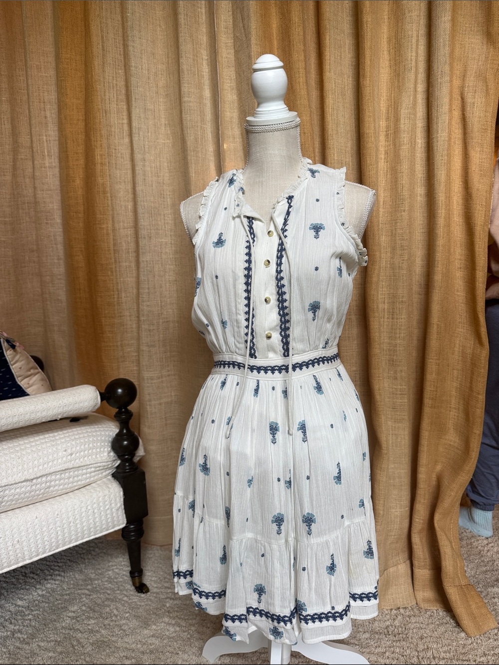 O'Neill White Sleeveless Cotton Dress with Blue Embroidery